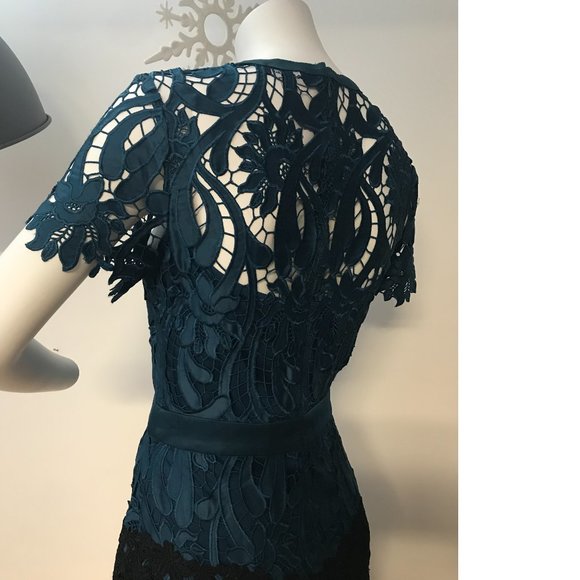 Rare Le Chateau laser cut crochet floral lace embroidery emerald teal blue dress - Picture 2 of 11